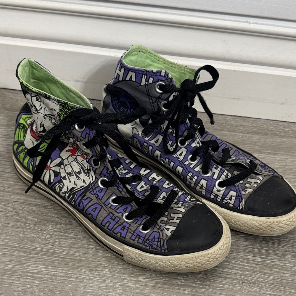 Converse Joker and Batman Graphic High-Top Sneakers men 5 woman 7